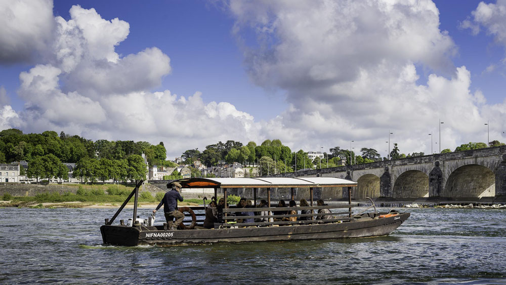 Tours - Boutavant boat on the River Loire