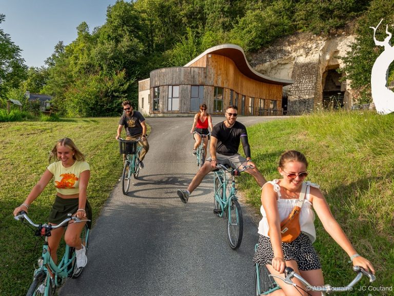 Bicycle Rentals – (CLAN) Chinon Loisirs Activités Nature-1