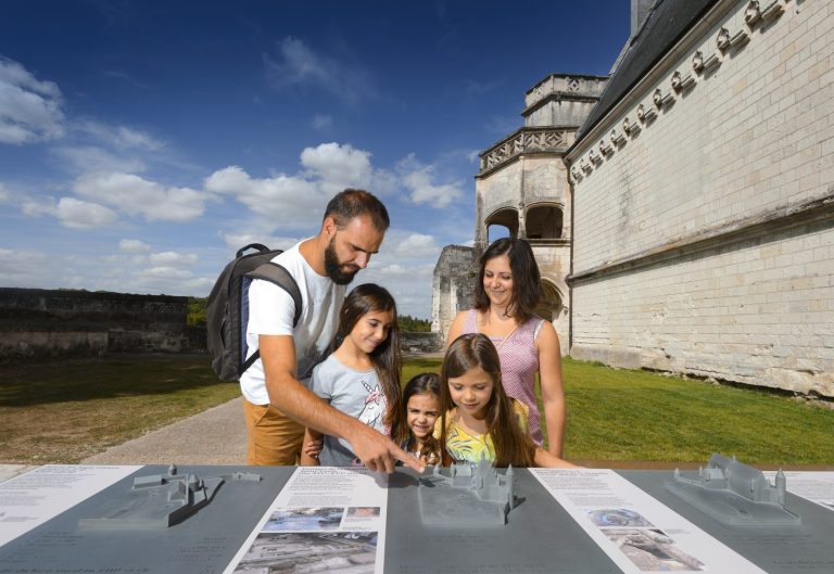 “Les mercredis du logis royal” – Visite jeune public-1