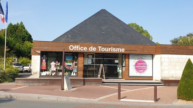 Loches tourist office – Touraine Châteaux de la Loire-1