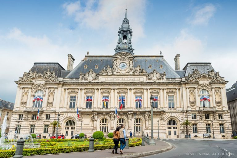 Visite de l’hôtel de ville de Tours-1