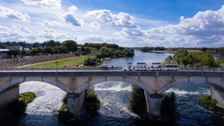 Amboise tourist train-1